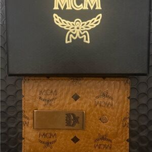 MCM Brown (Cognac) Leather Money Clip / Card Case in Vestos original
